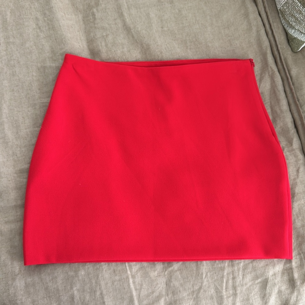 NWT Zara Women's Red Skirt - Picture 5 of 5